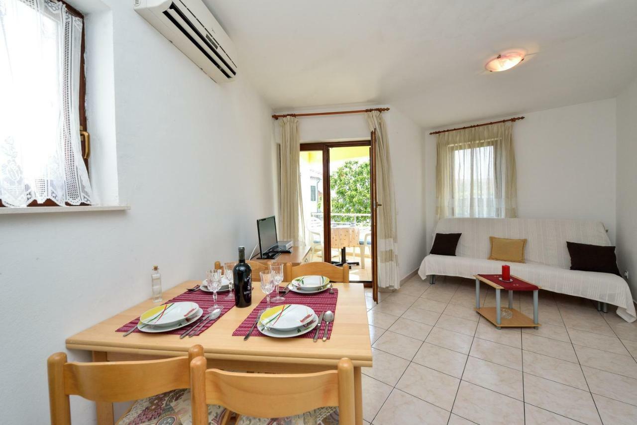Apartments Ana ペトルチャネ エクステリア 写真